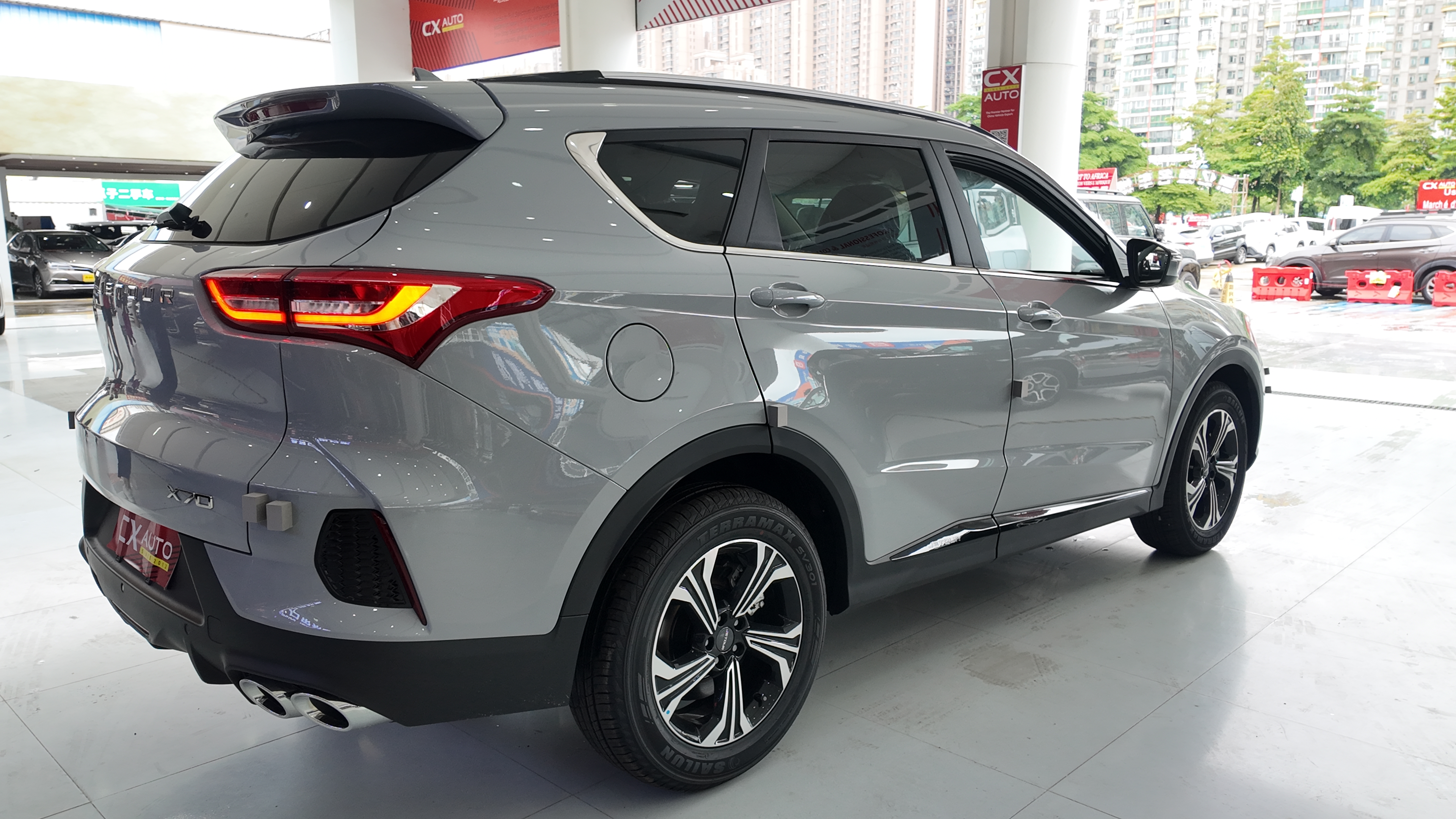 Jetour X70  International Edition
