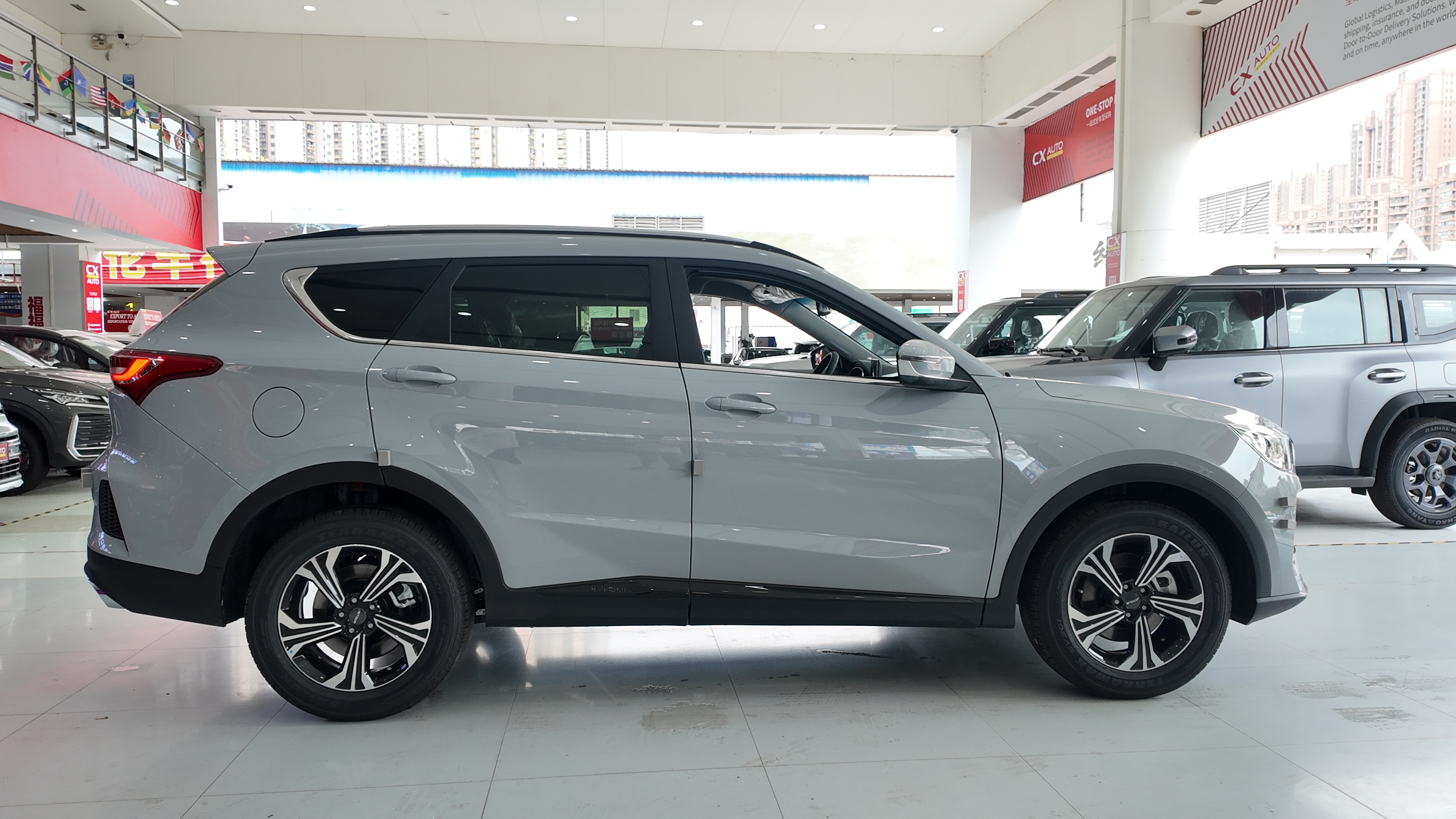 Jetour X70  International Edition