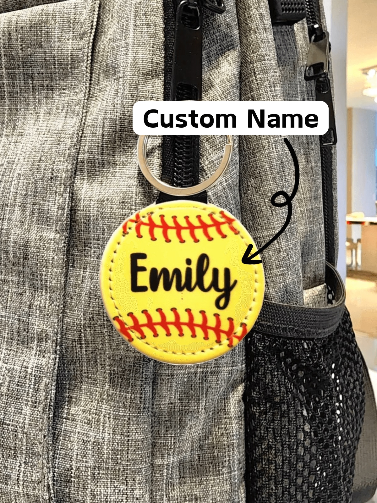 1 Piece 5 x 5 cm PU Vegan Leather Custom Name Softball Key Chain, Personalized Sports Team Key Ring, Customizable Name, Durable, Soft & Stylish, Ideal for Gifts, Birthday, Sports Events, Team Celebrations, or Everyday Use