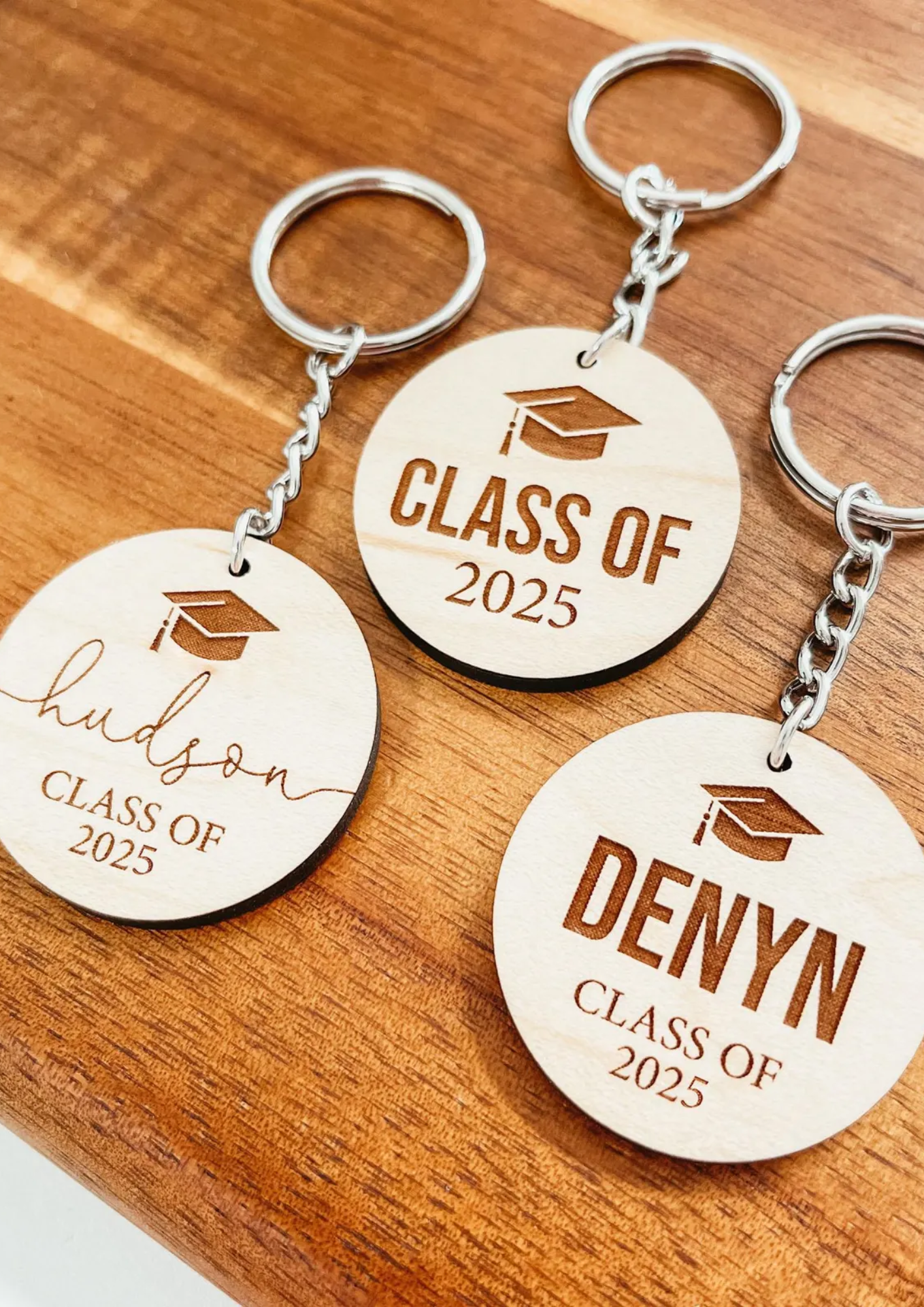 1 Piece Class of 2025 Keychain, Graduation Keychain, Grad Keychain, Custom Graduation Gift, Personalized Graduation Gift, Custom Keychain, Keyring