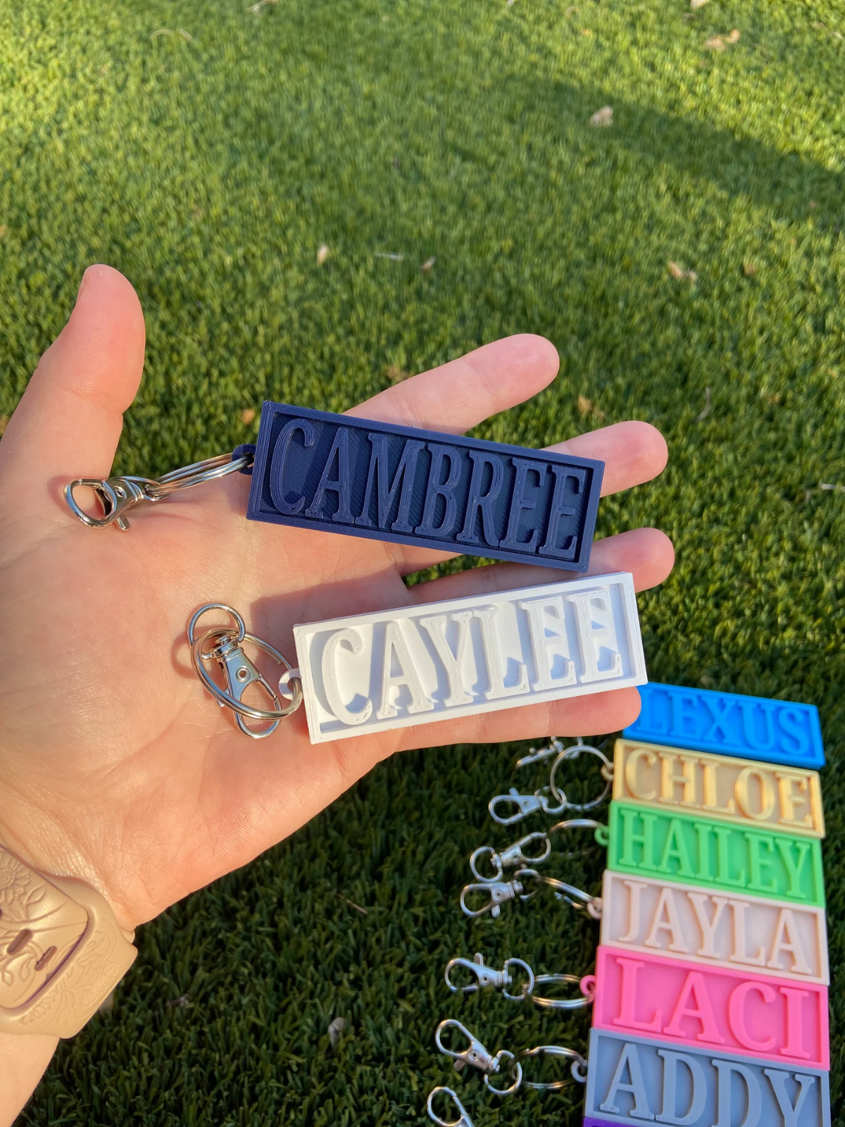 1 Piece Customizable Name Keychain or Zipper Pull, Choose your color and name!