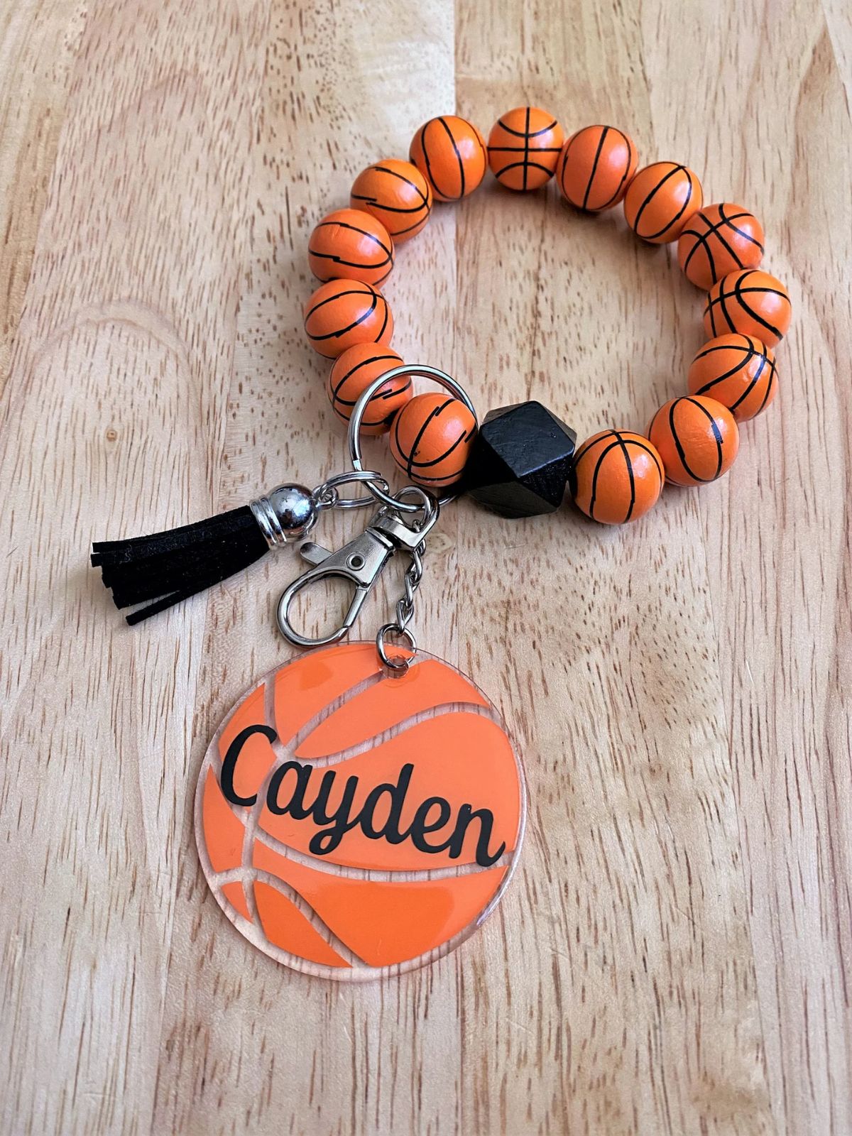 1 pcs Custom Basketball Wristlet Keychain, Personalized Name Wood Bead Bracelet for Sports Fans, Coaches & Players