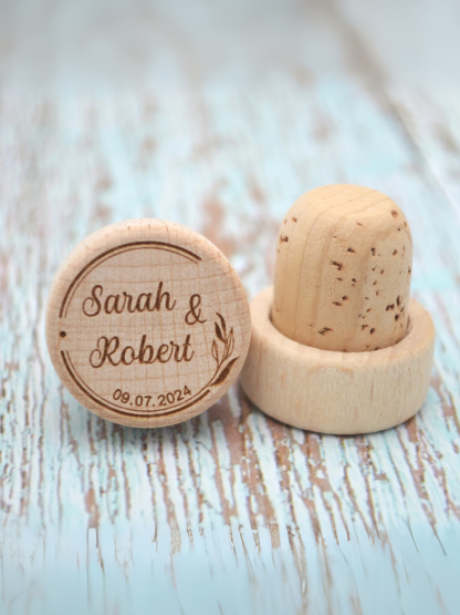 1/10/20/50/100-Piece Custom Text Engraved Natural Wood Wine Stoppers, Rustic Elegant Earth Tones Hand-Carved Cylindrical Eco-Friendly Natural-Fit Personalized Cork Closures for Weddings, Anniversaries, Eco-Friendly Events, Rustic Themed Parties, Corporate