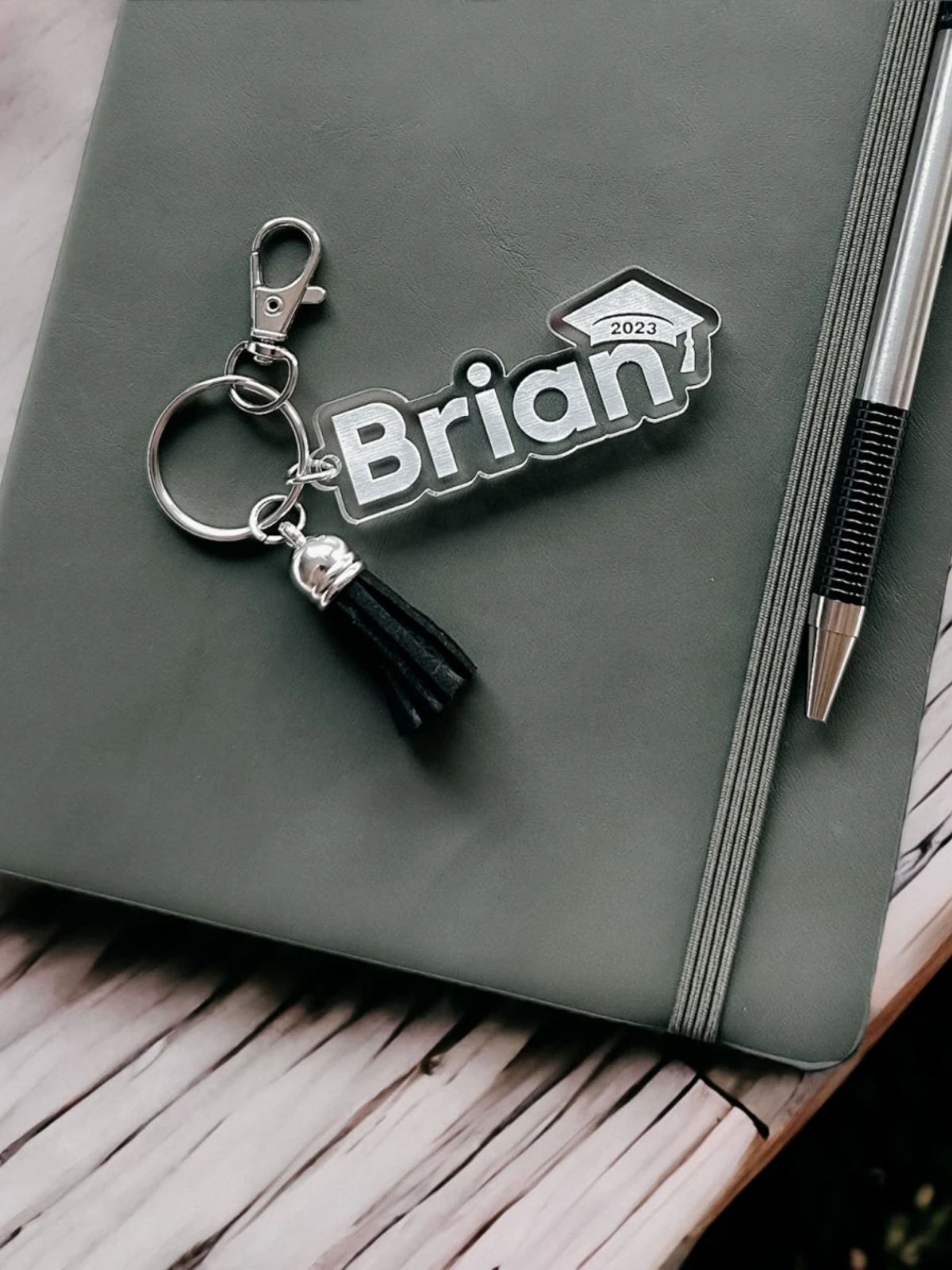 1 Piece Personalized Graduation Keychain Gift, Graduation Gift for Her, Gift for Him, Senior School Graduation Gift, Class of 2025, Handmade Gift