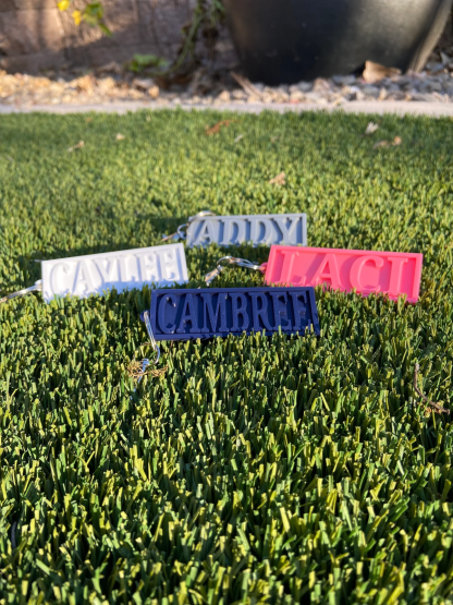 1 Piece Customizable Name Keychain or Zipper Pull, Choose your color and name!