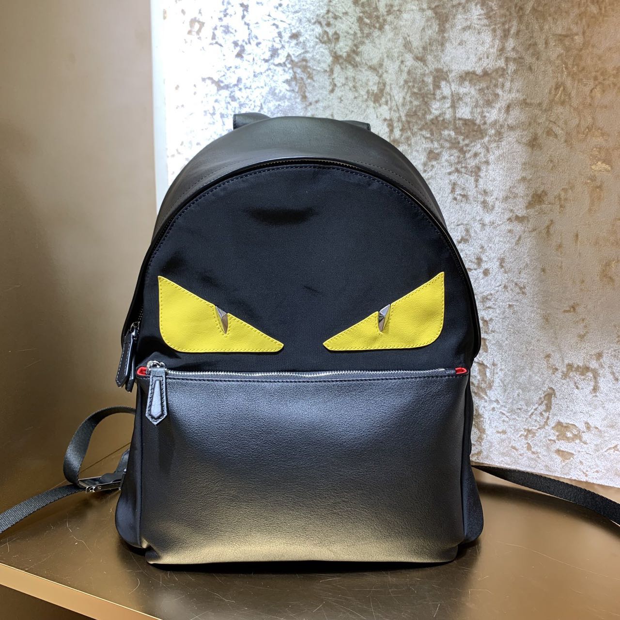 フェンディ リュック モンスター バグズアイ バッグ FENDI ブランド