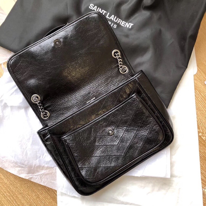 【Saint Laurent】ニキ （ミディアム/リンクルヴィンテージレザー）