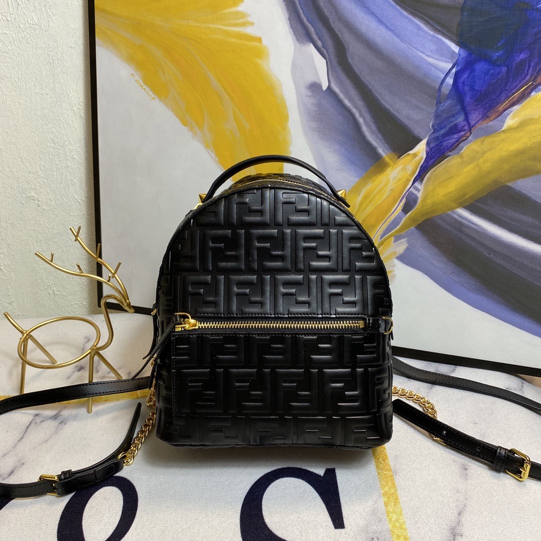 【FENDI】フェンディ バックパック スモール