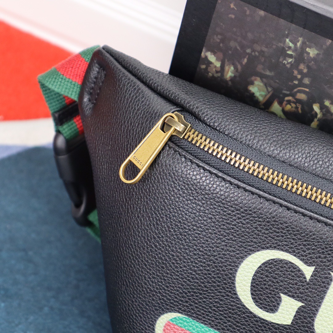 【GUCCI】グッチ レトロ ロゴ レザー ベルトバッグ