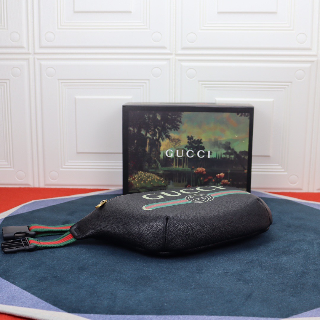 【GUCCI】グッチ レトロ ロゴ レザー ベルトバッグ