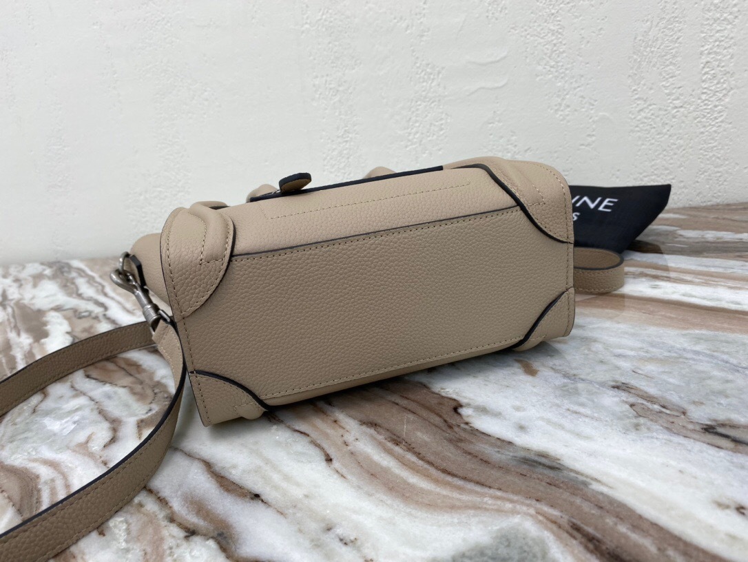 CELINE ラゲージ ナノ 