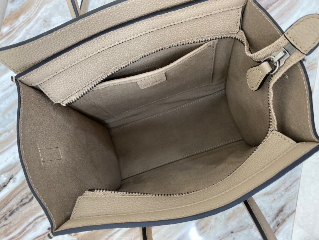 CELINE ラゲージ ナノ 