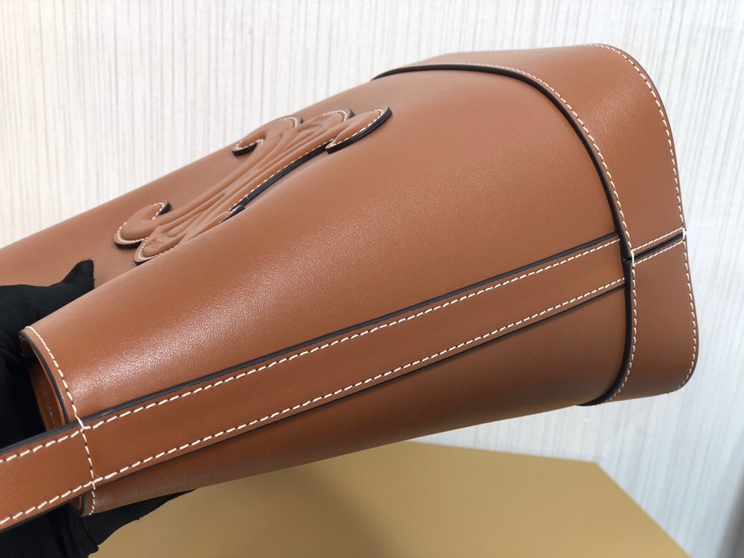 【CELINE】セリーヌ キュイル トリオンフ バスケット バッグ