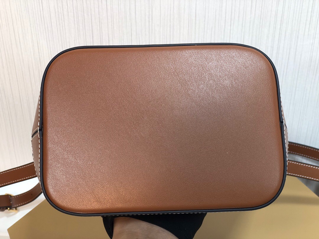 【CELINE】セリーヌ キュイル トリオンフ バスケット バッグ