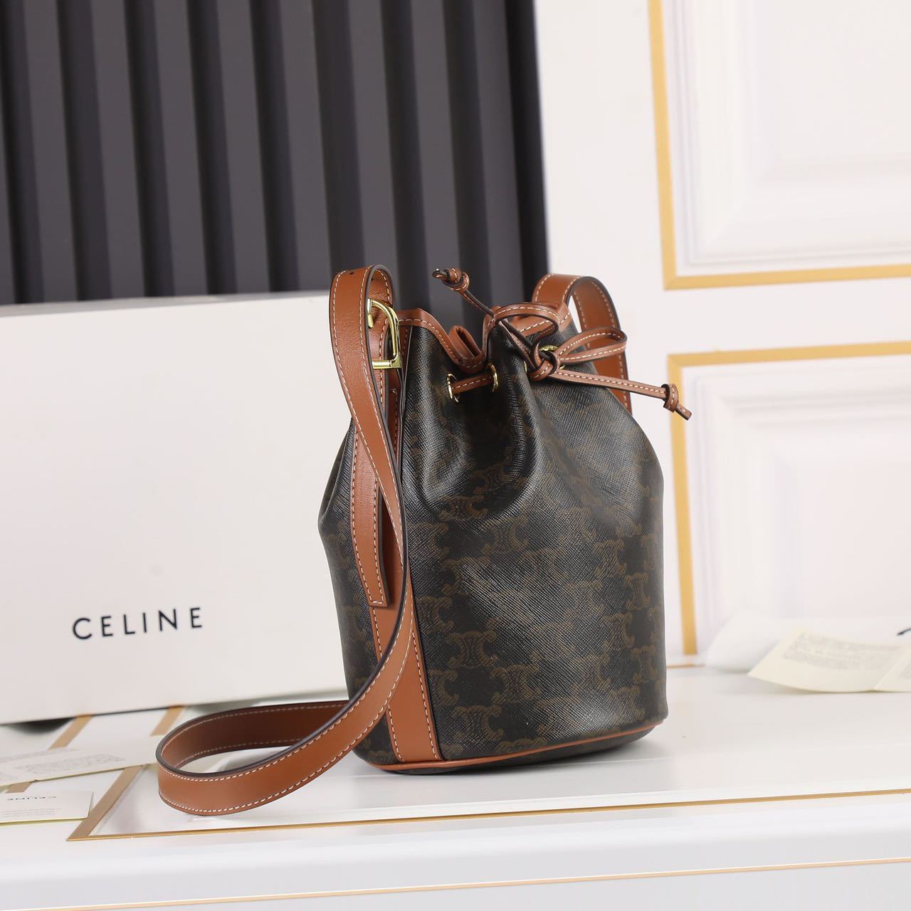 セリーヌ★  スモール ドローストリングバッグ