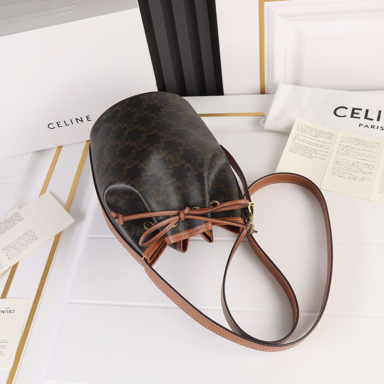 セリーヌ★  スモール ドローストリングバッグ