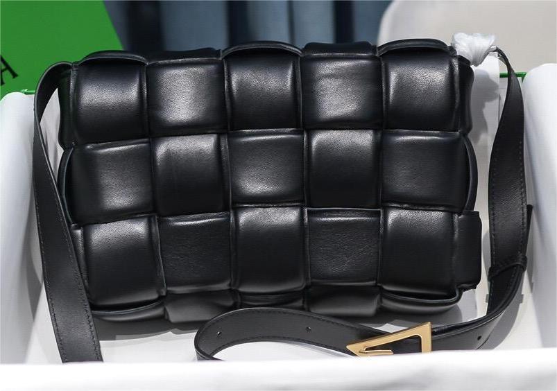  BOTTEGA VENETAボッテガヴェネタ ショルダーバッグ