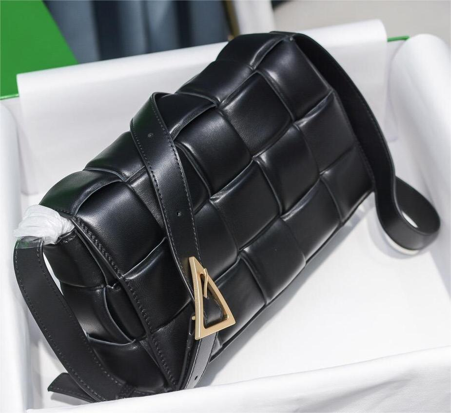  BOTTEGA VENETAボッテガヴェネタ ショルダーバッグ