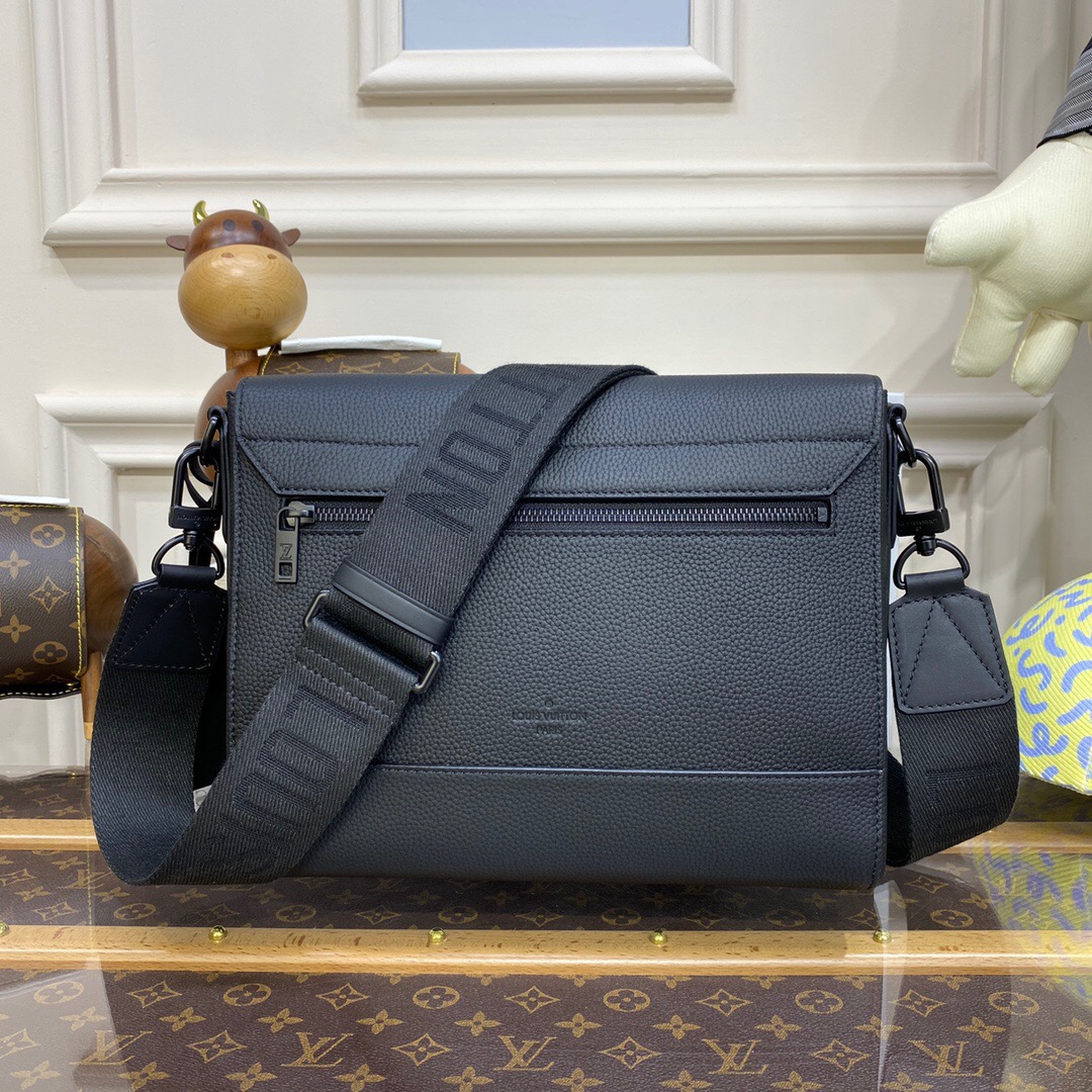 雑誌掲載 ★Louis Vuitton★アエログラム メッセンジャー