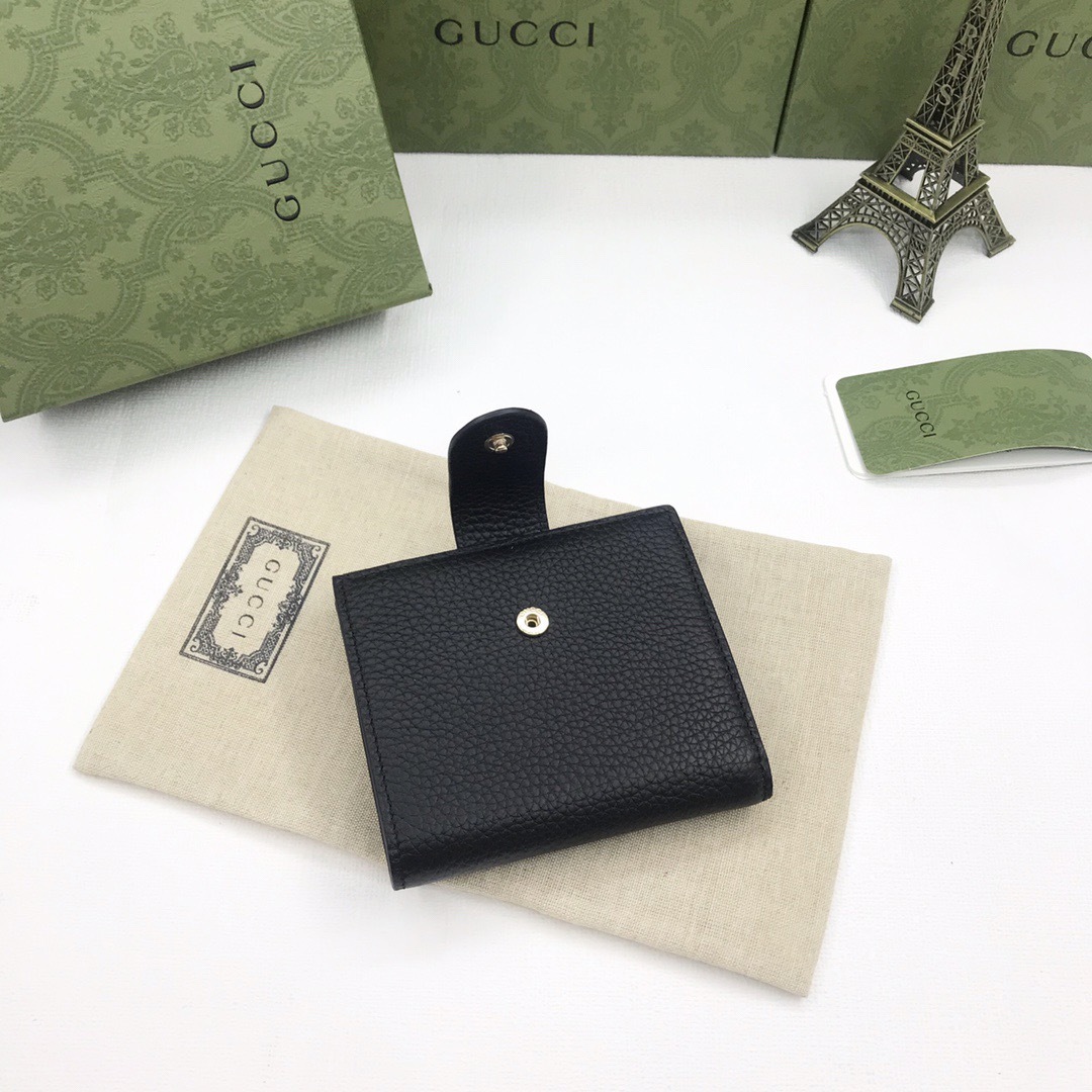 GUCCI グッチ インターロッキング 二つ折り財布