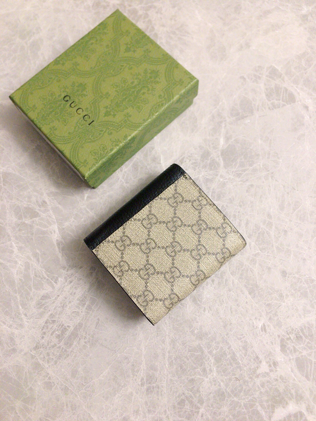 【Gucci】〔GGマーモント〕ミディアム ウォレット