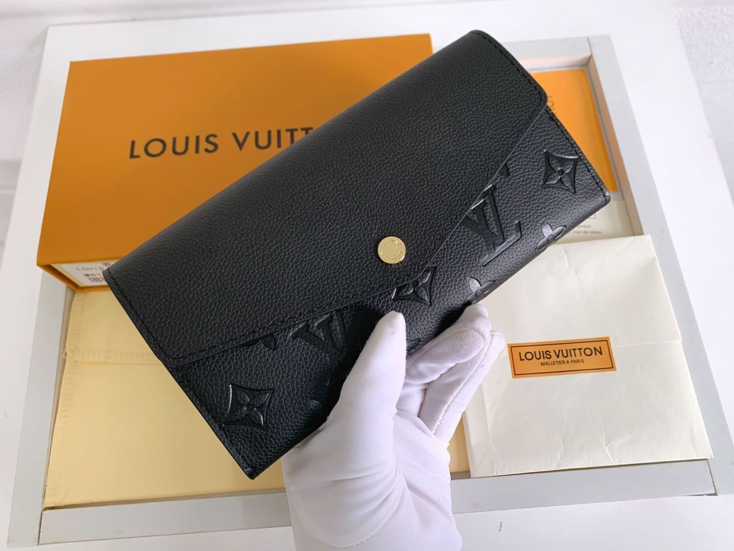【完売前に!!】Louis Vuitton ポルトフォイユ サラ 長財布 黒