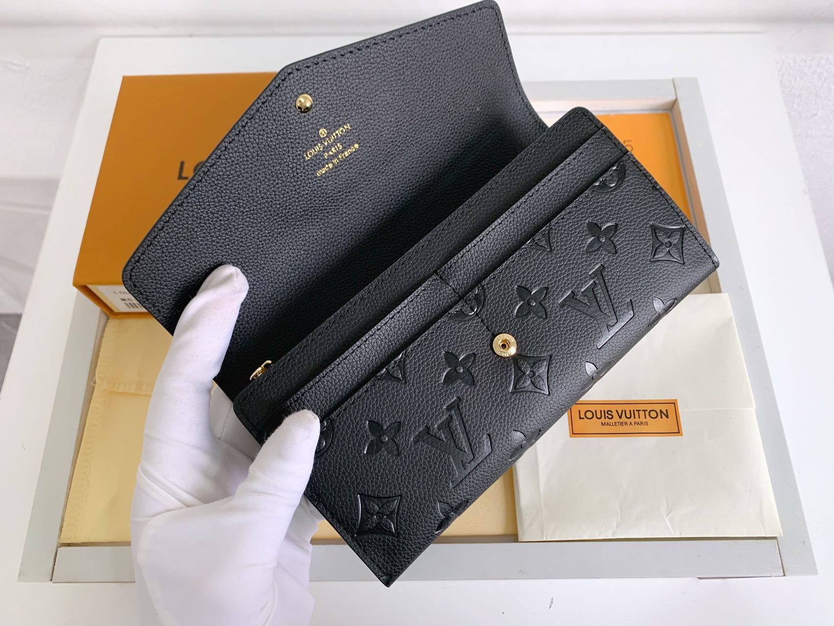 【完売前に!!】Louis Vuitton ポルトフォイユ サラ 長財布 黒