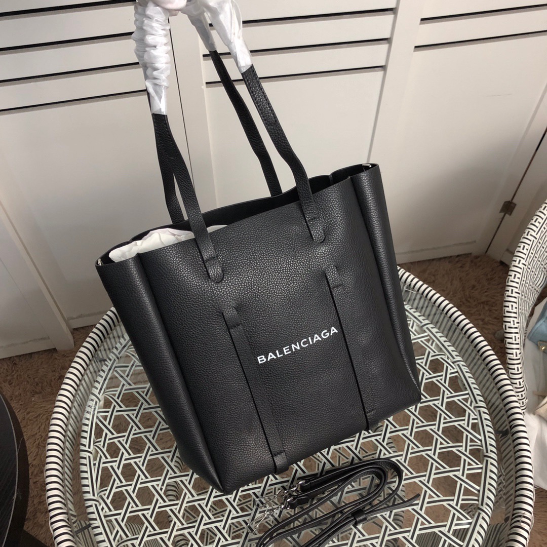 BALENCIAGA EVERYDAY レザー トートバッグ 