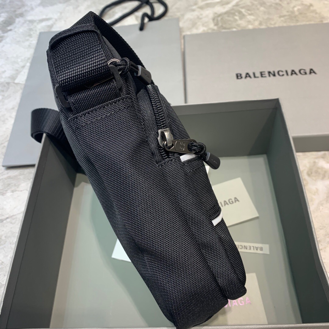 BALENCIAGA＊SPORT SMALL メンズ メッセンジャーバッグ＊