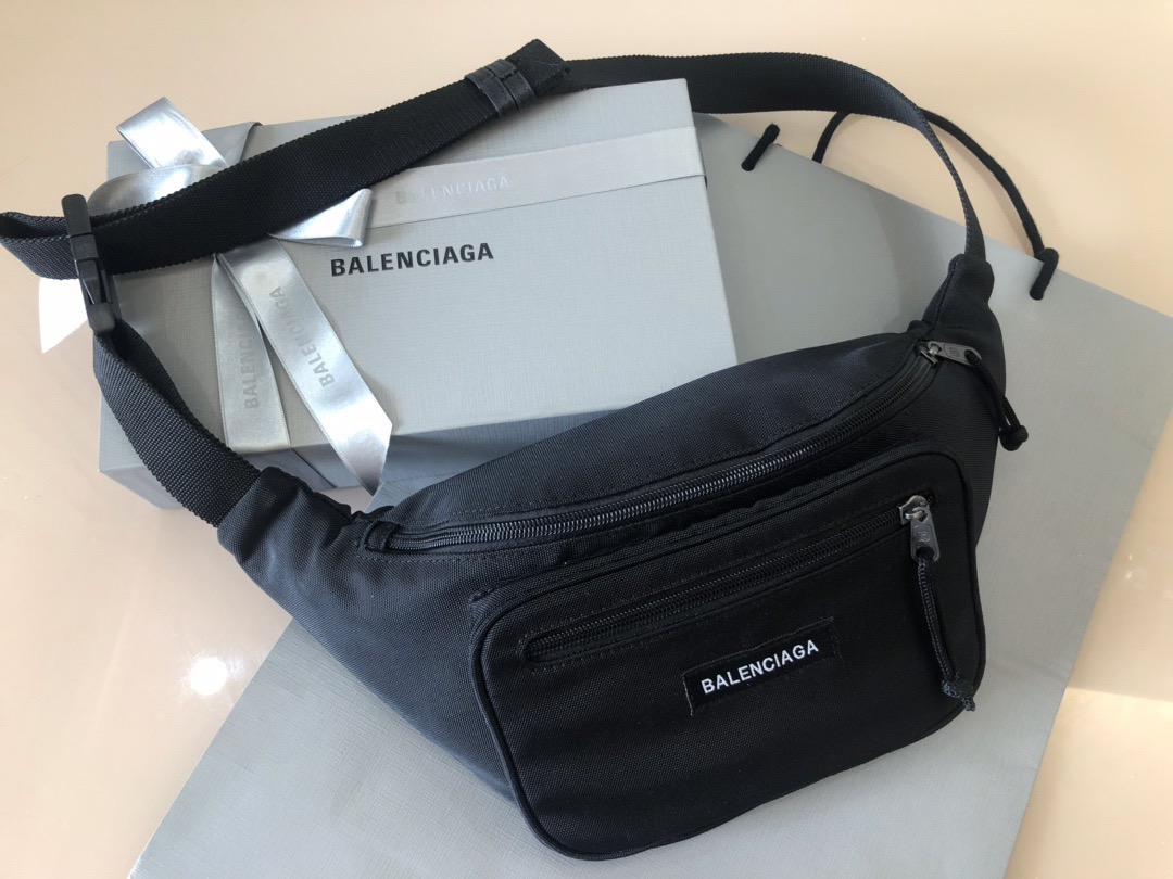 【BALENCIAGA】エクスプローラー ベルトバッグ