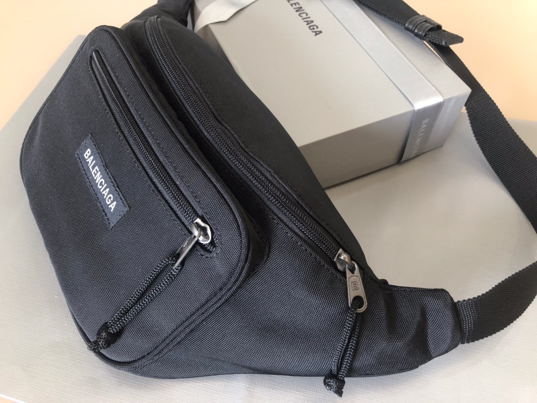 【BALENCIAGA】エクスプローラー ベルトバッグ