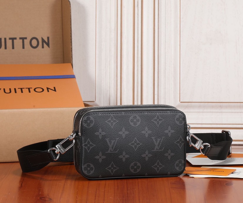 収納力抜群  Louis Vuitton アルファ ショルダーバッグ