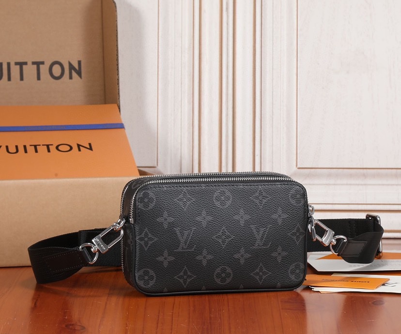 収納力抜群  Louis Vuitton アルファ ショルダーバッグ