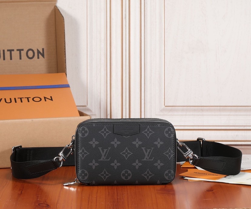 収納力抜群  Louis Vuitton アルファ ショルダーバッグ