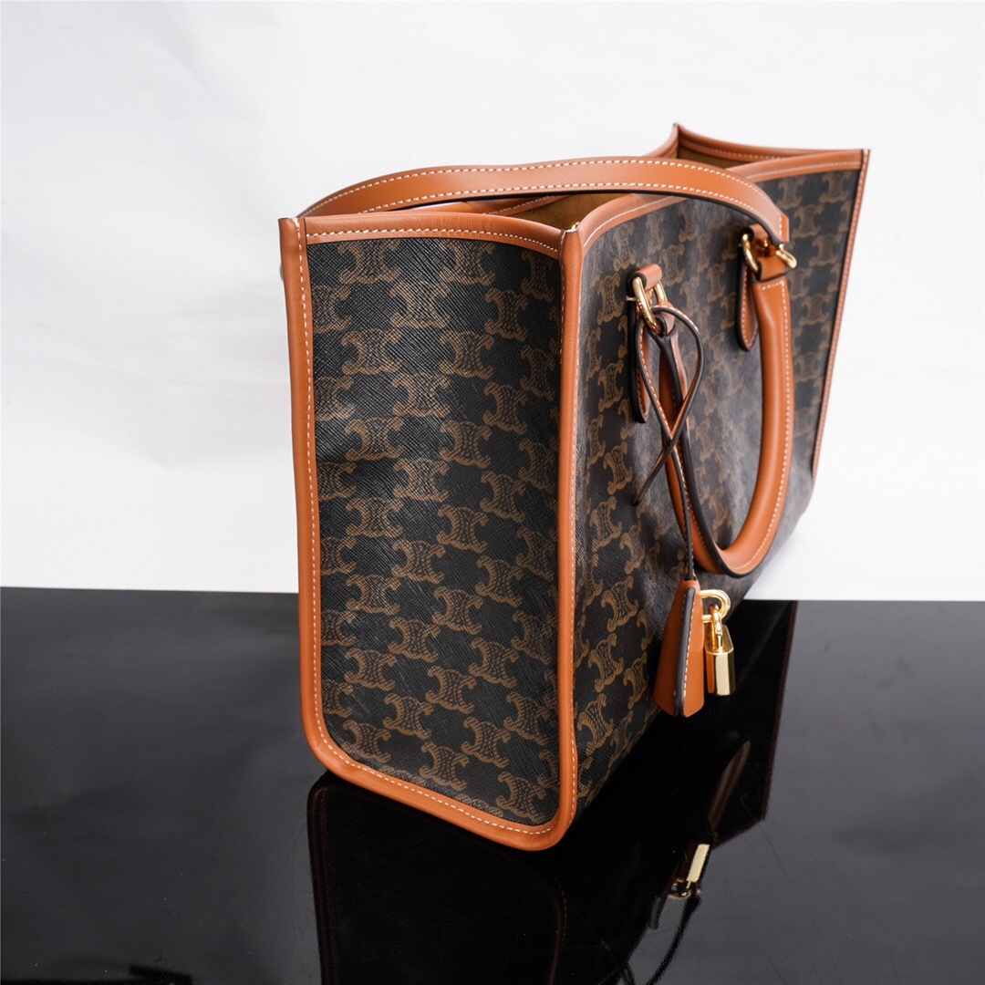 【CELINE】セリーヌ ミニ ホリゾンタル カバ トリオンフBag