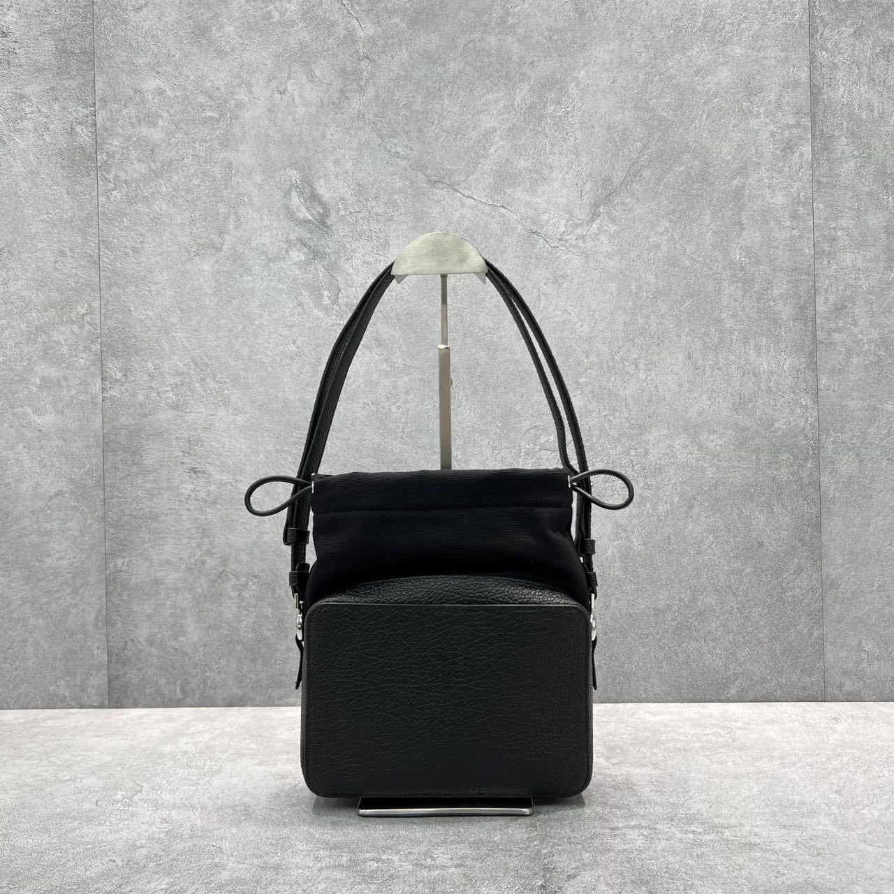 ☆Maison Margiela 5AC ミニ カメラバッグ