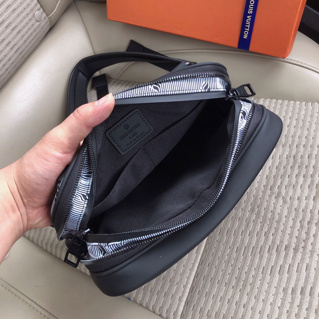 Louis Vuitton/Expandable メッセンジャーバッグ