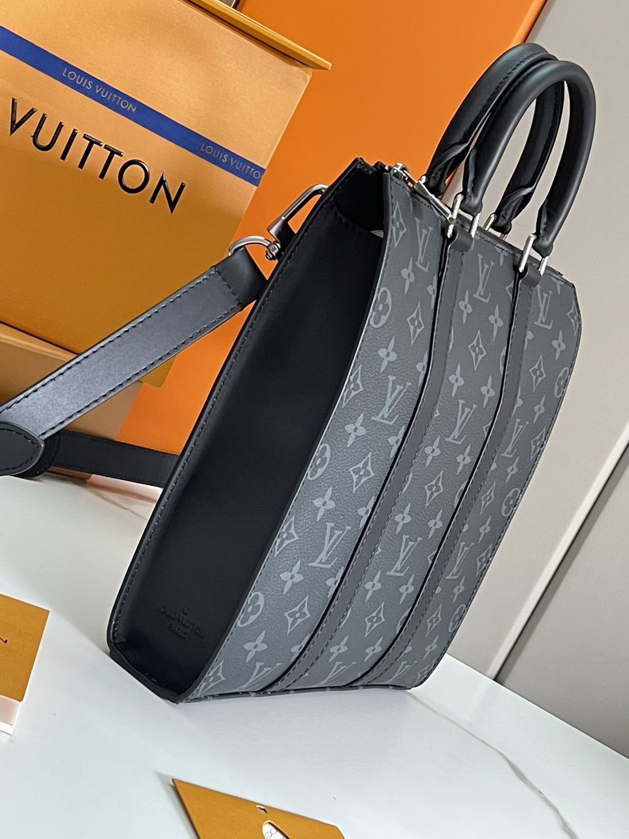 ★Louis vuitton ★サックプラ・クロス モノグラム・エクリプス