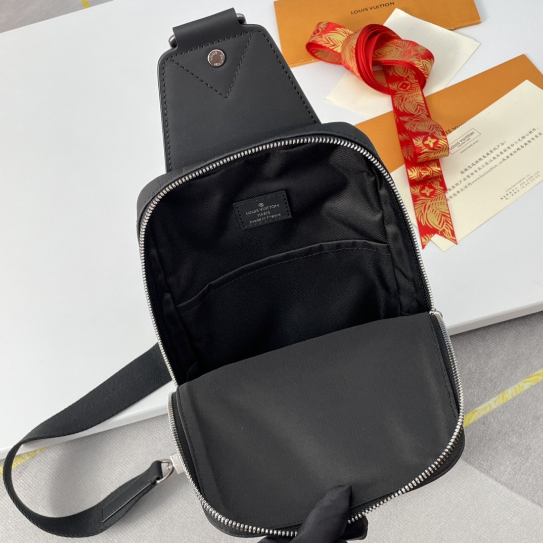 【Louis Vuitton】アヴェニュー・スリングバッグ