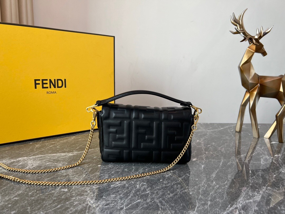 FENDI☆バゲット レザー バッグ ミニ