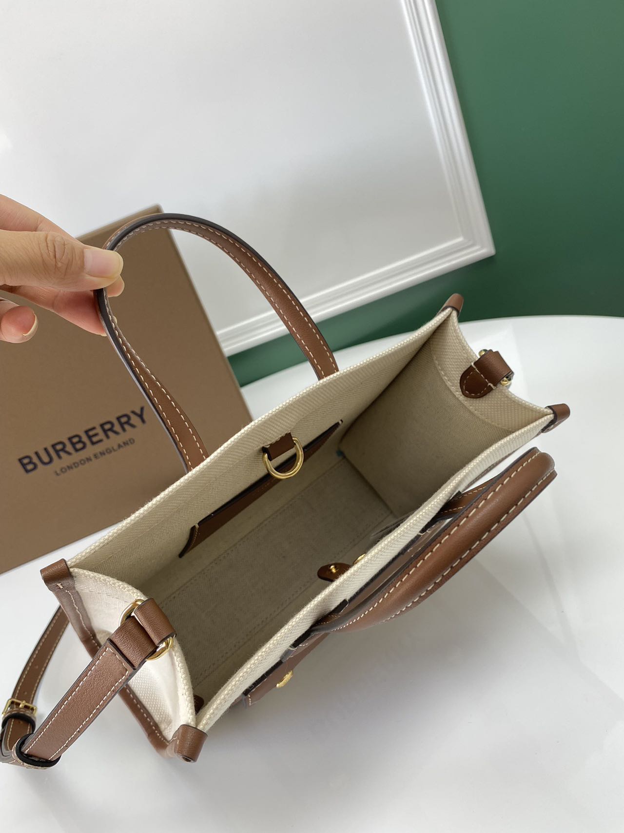 ★Burberry★Freyaキャンバス＆レザーミニバッグ