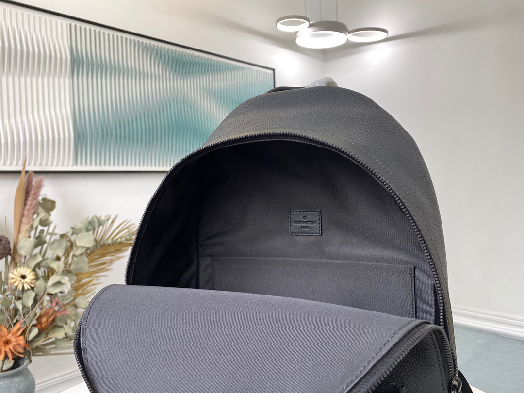 ☆Louis Vuitton☆2021 春夏新作！バックパック NV