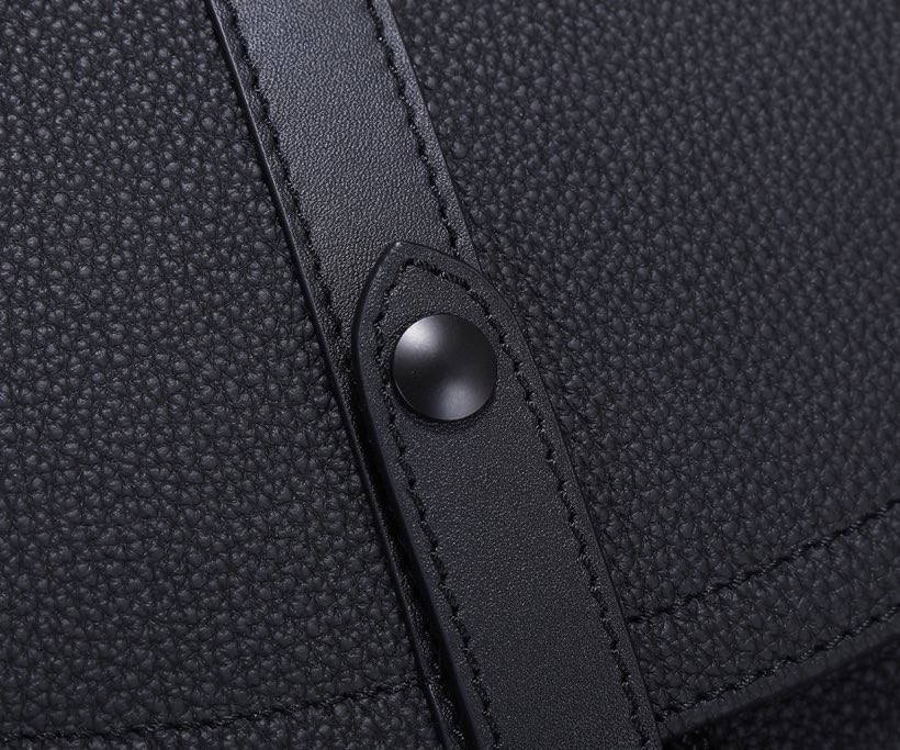 大人気 LOUIS VUITTON クリストファー・スリム バックパック