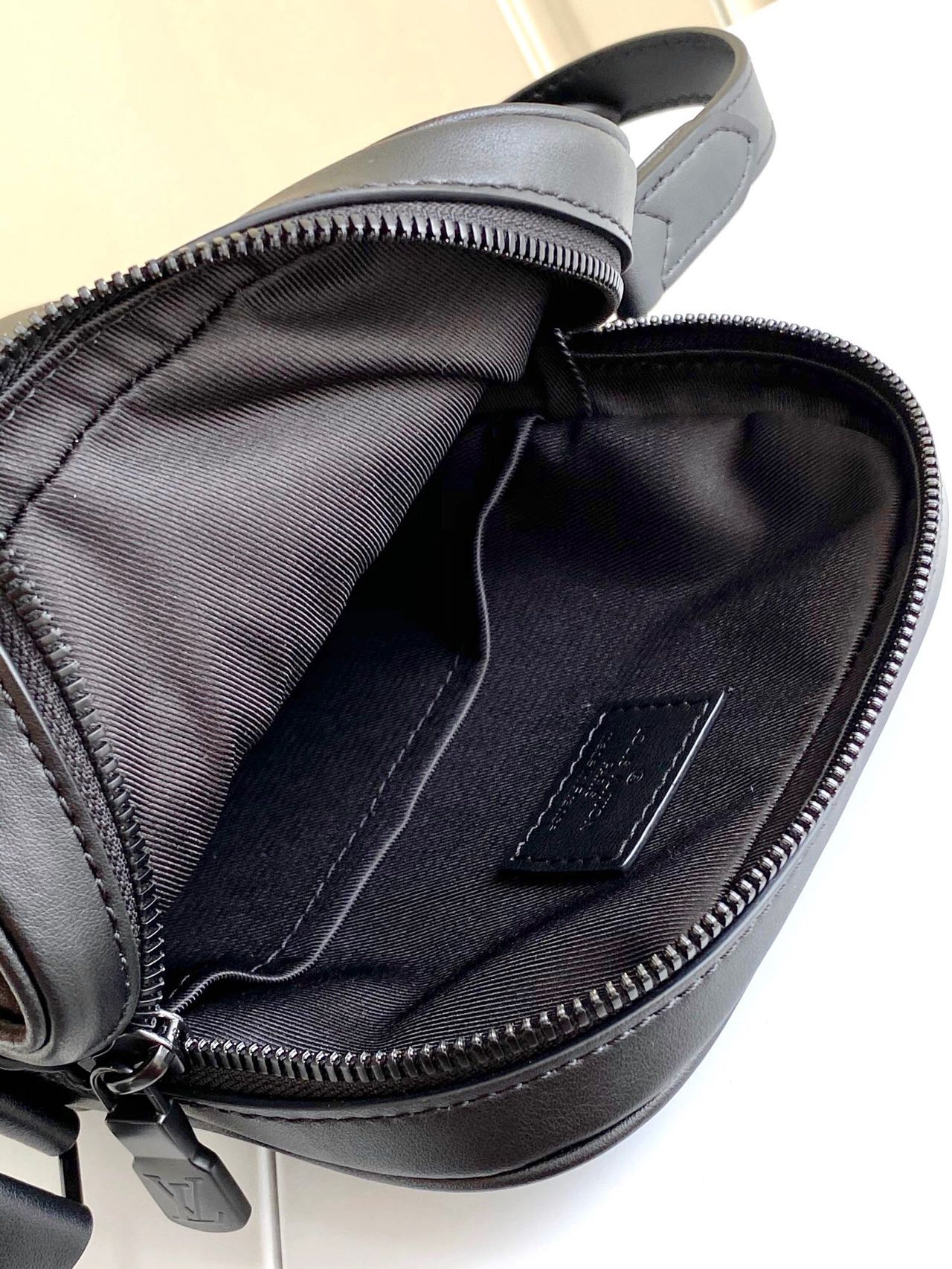 限定 Louis Vuitton　ダヌーヴ PM ★