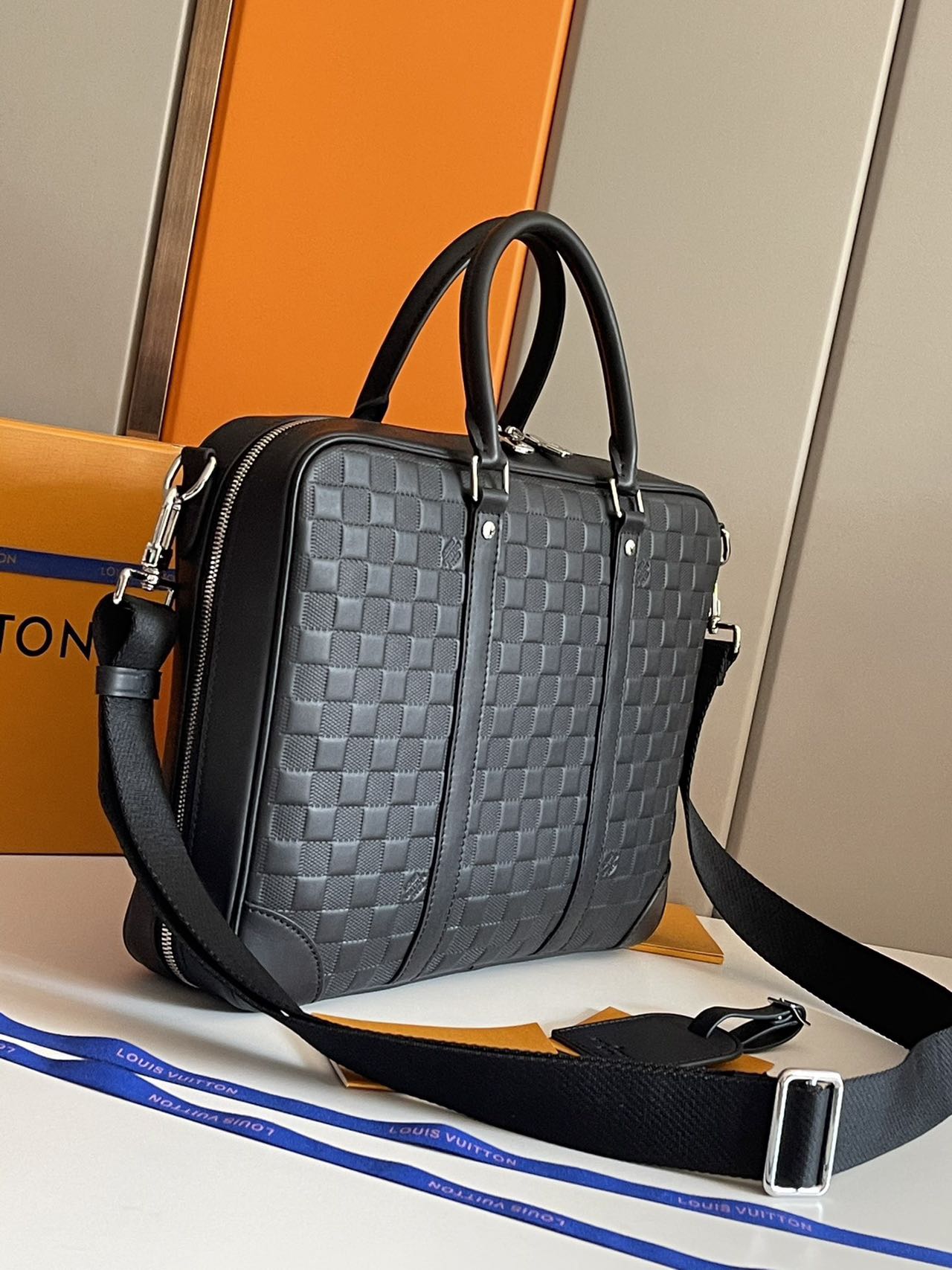 ◆ビジネスシーンを上質に【 LV 】シリウス・ブリーフケース