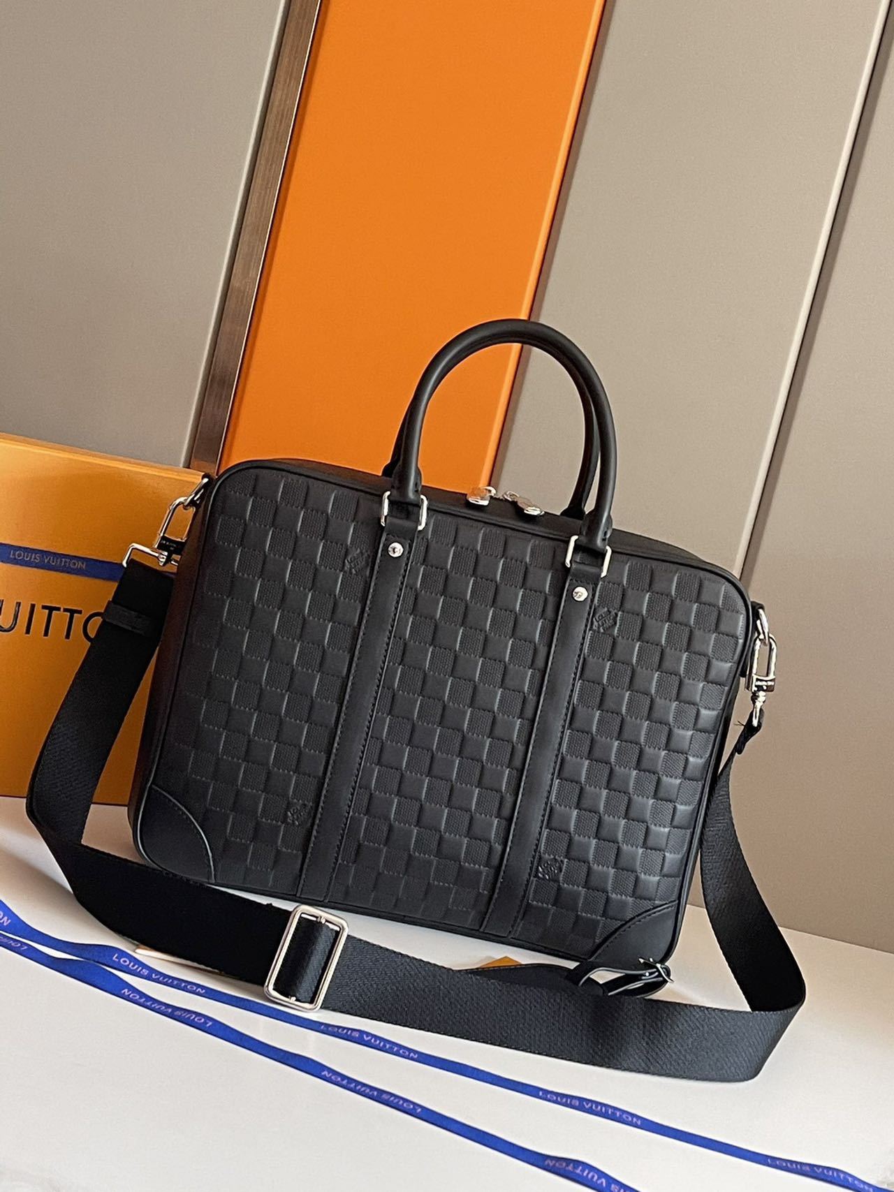 ◆ビジネスシーンを上質に【 LV 】シリウス・ブリーフケース