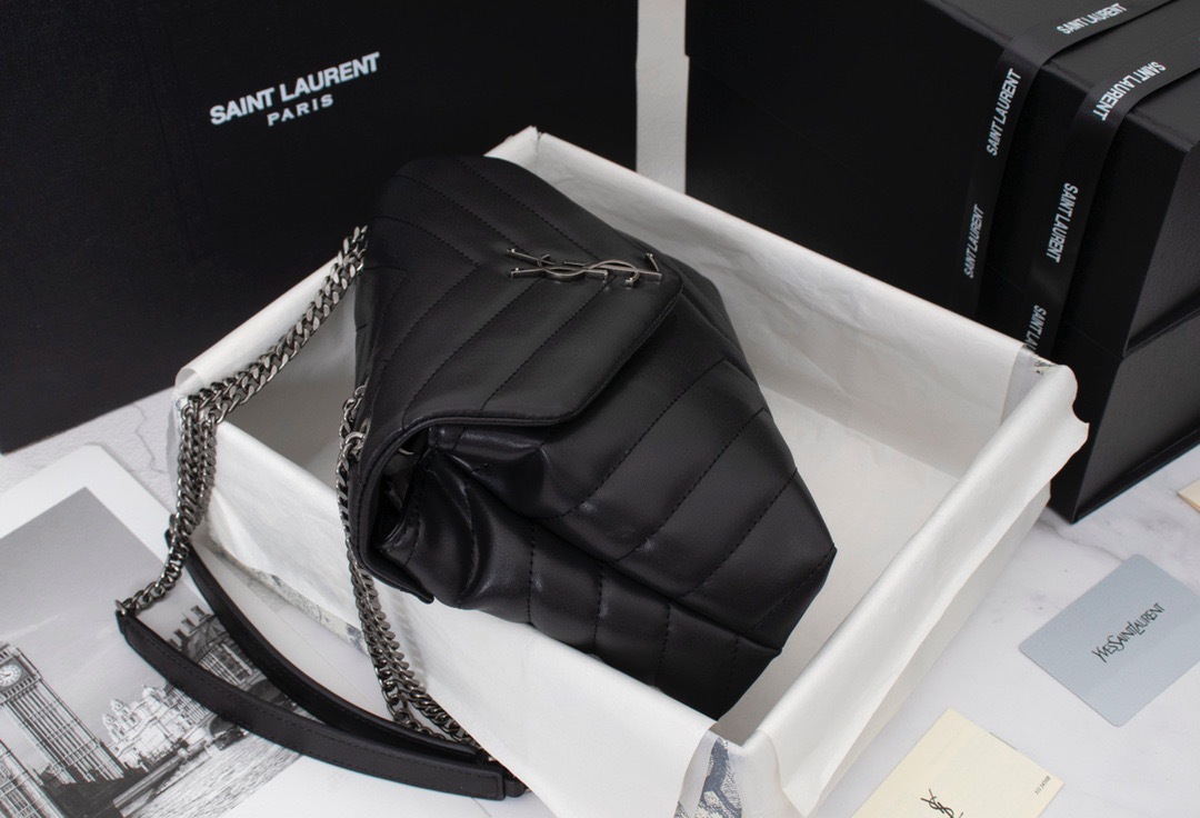 モノグラム・サンローラン　ルル ストラップ バック