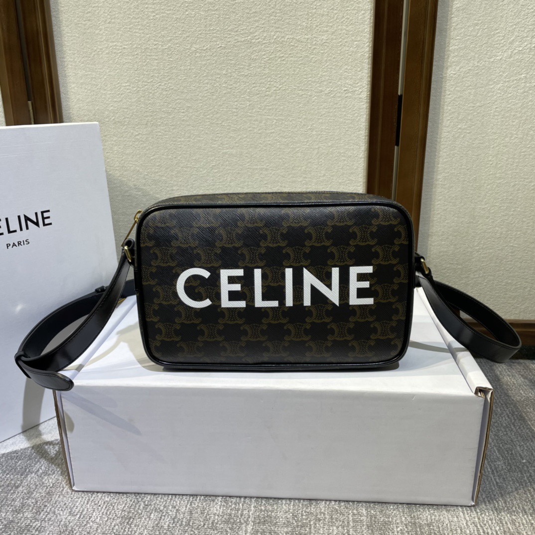 人気 CELINE トリオンフミディアム ショルダーバッグ