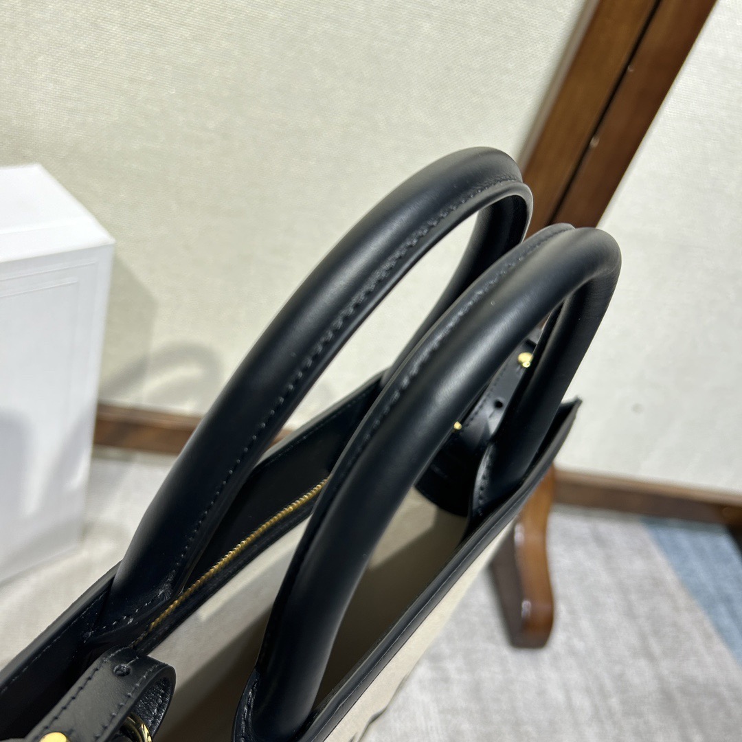  CELINE スモール バーティカル CELINE カバ バッグ