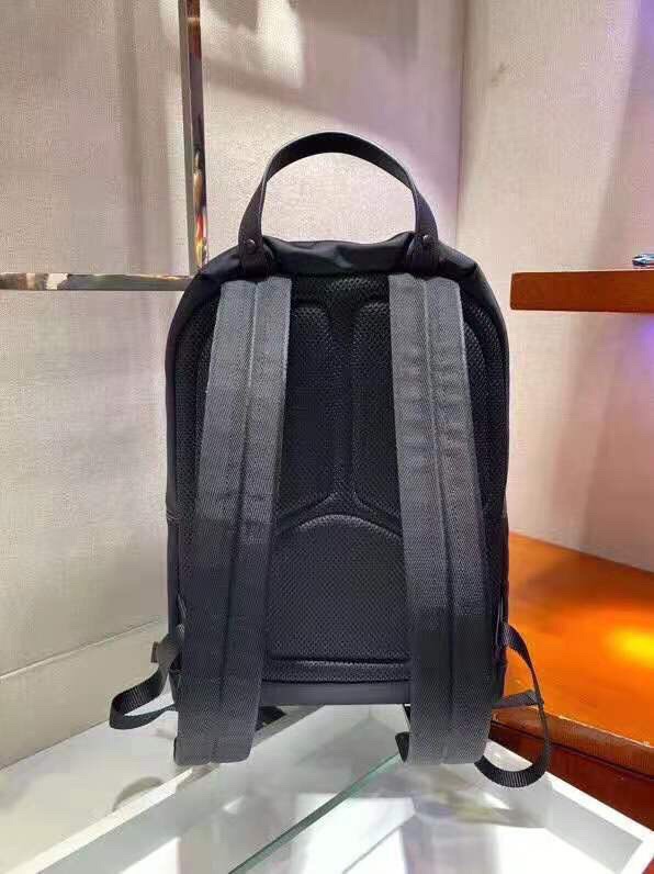 大人気☆PRADA☆シンプル バックパック☆